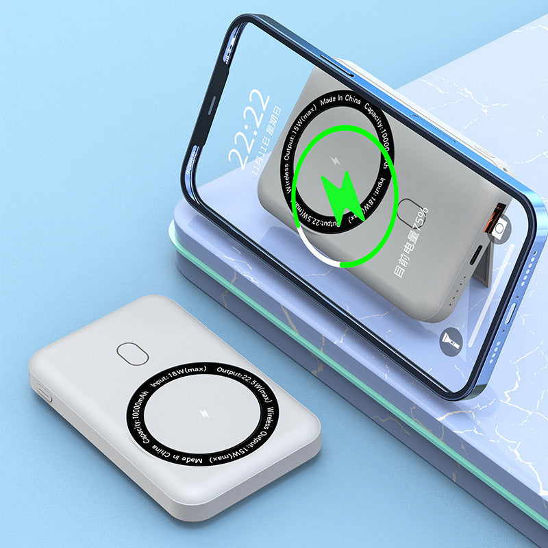 Compact Wireless Magnetic Charging Power Bank